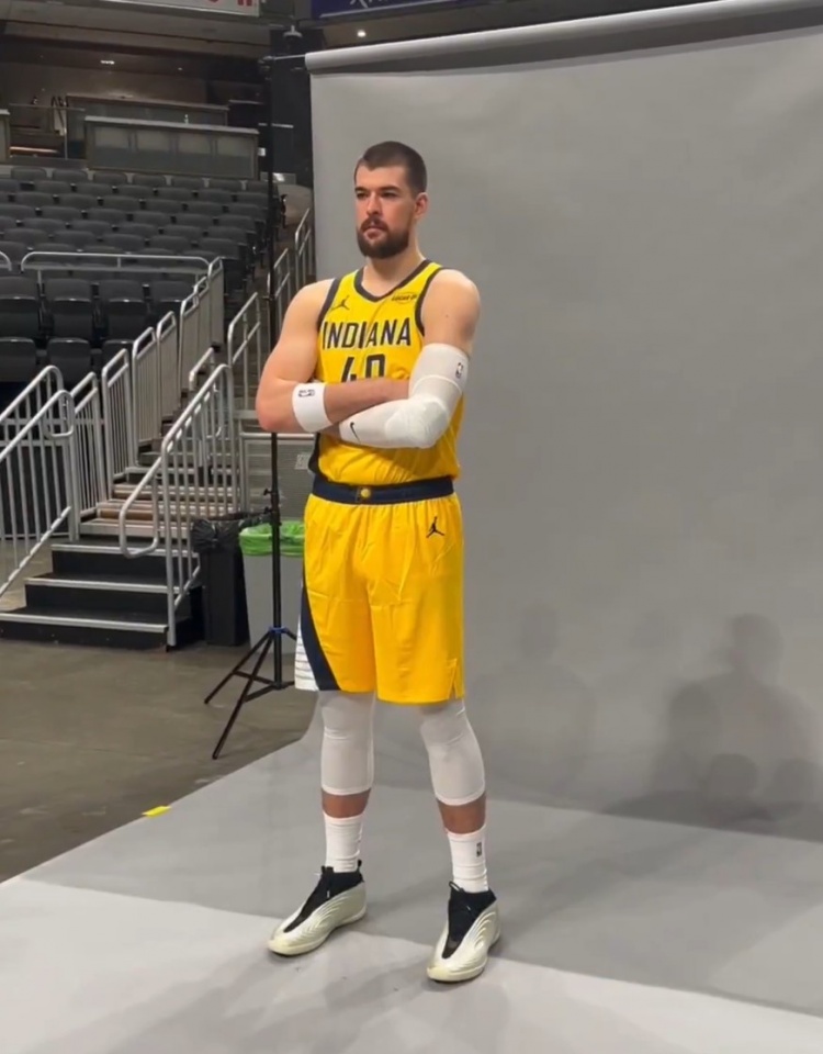 15大优质合同：申京仅第5&amp;布伦森第3！绿军3将上榜！前2千载难逢