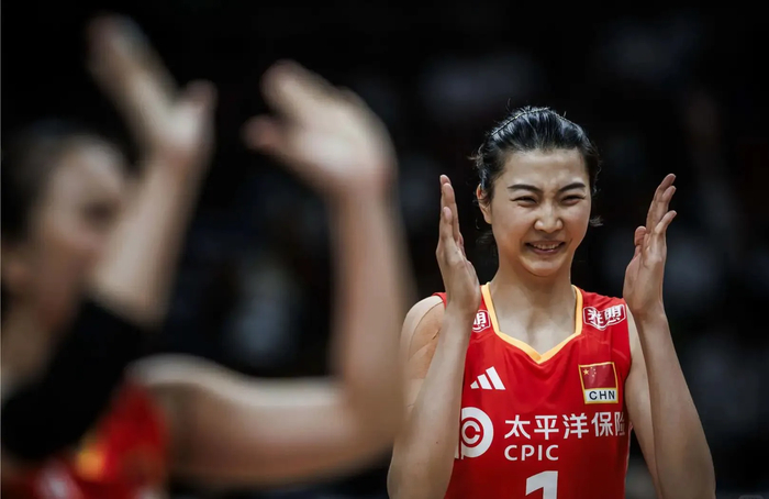 世界杯直播app-留洋传闻引爆！袁心玥或赴美国联赛，女排最缺的大副攻要回来了？|中国女排|天津女排|退役|球迷|赛场_新浪体育_新浪新闻