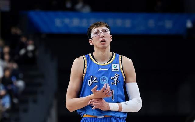 世界杯手机直播-许利民与周琦的矛盾才是北京首钢最大问题，俱乐部或等待李楠复出