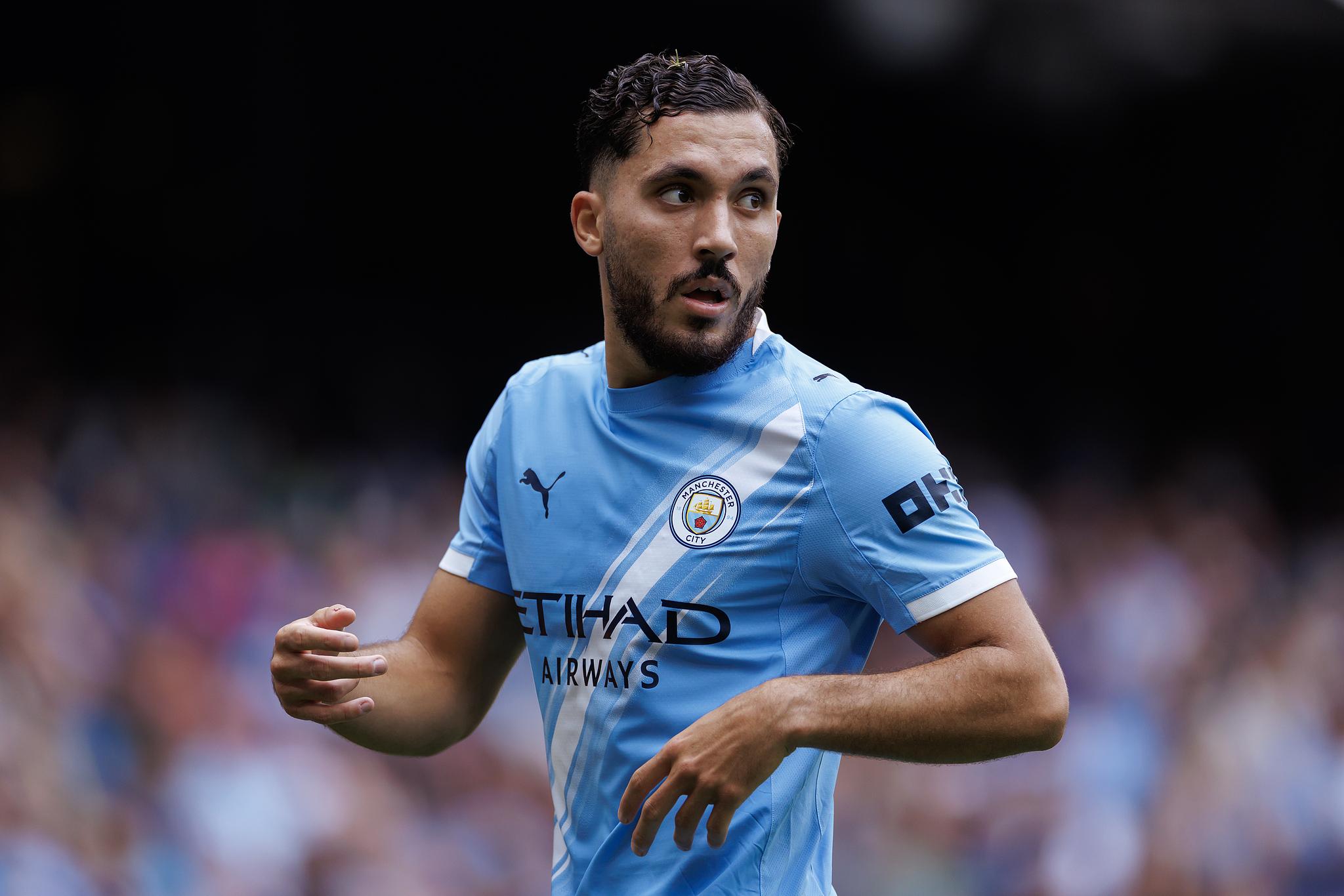 “自由风格”曼城“娱乐家”谢尔基被比作纳斯里和塔拉布特