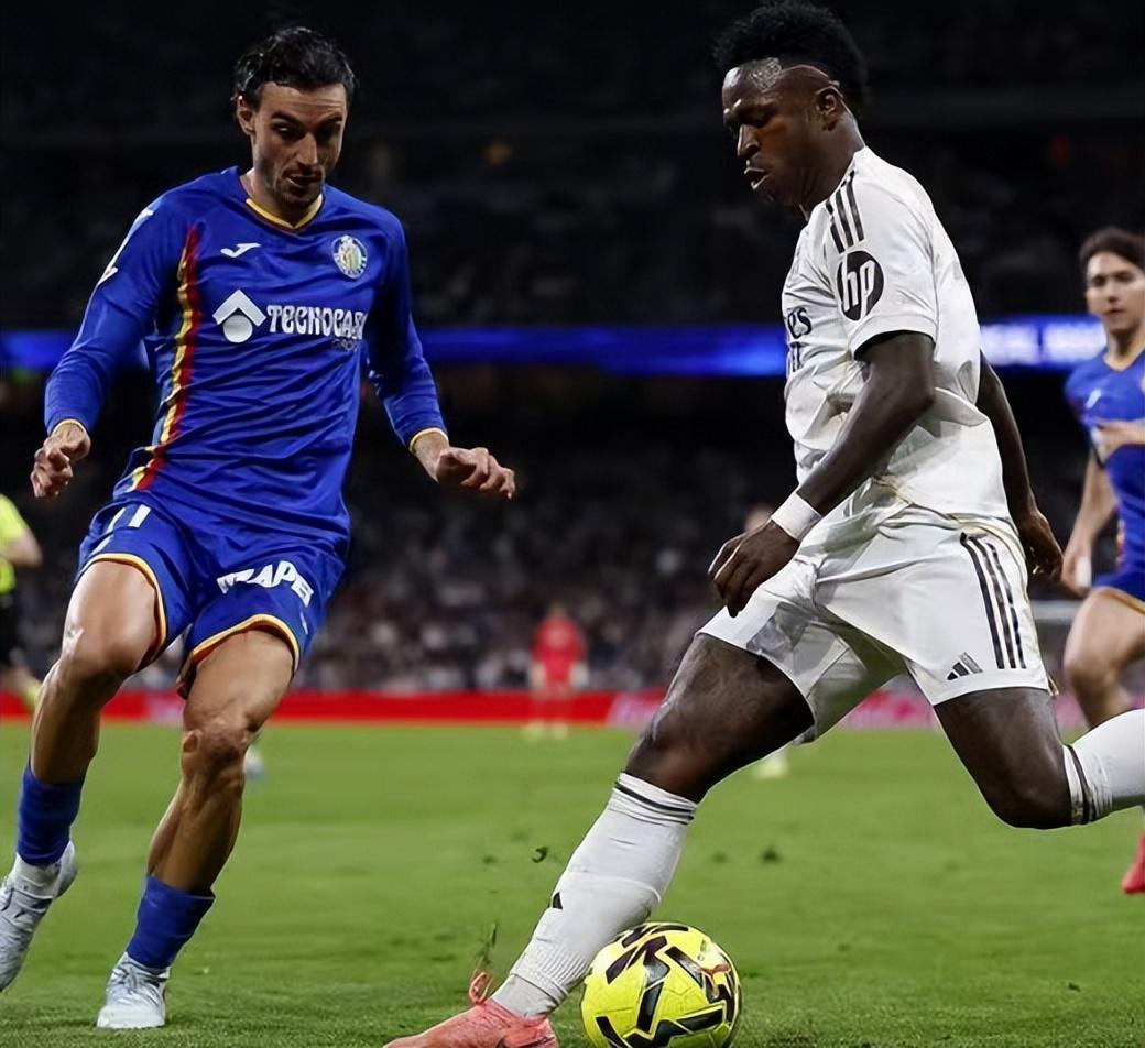 世界杯官方客户端-随着皇马0-1不敌赫塔费，西甲最新排名出炉！巴萨领先4分排第1