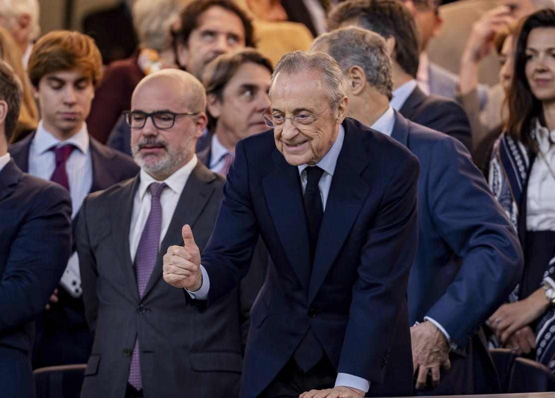 世界杯高清赛事-78岁佛爷迷恋权力：从未尊重主教练 一直把自己视为总监 一手遮天