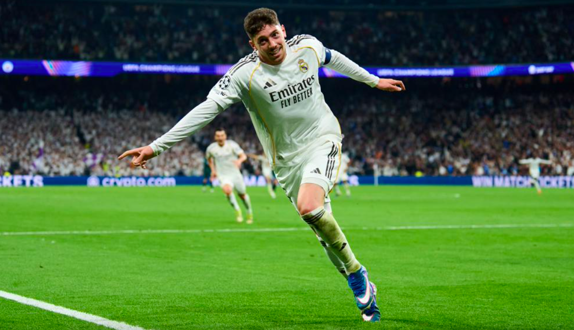 世界杯高清赛事-3-0！欧冠上演夺冠大热门恩怨对决：队长半场戴帽 13.1亿豪门完败