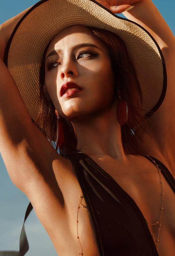 世界杯官网下载-【早报】白岩松vs陈戌源：《白问》真的白问了吗？