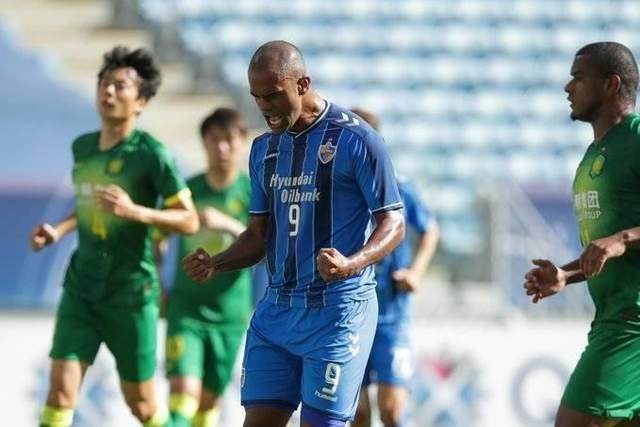 世界杯高清赛事-【2020亚洲金球奖圆桌】第2/3名阿兹蒙儒尼奥尔点评